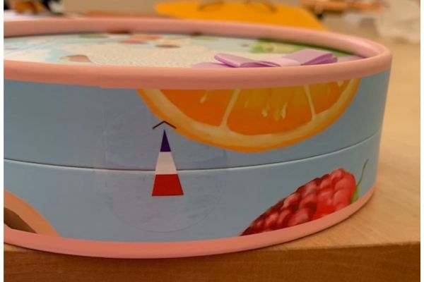 ルシャトーバラエティボックスの側面