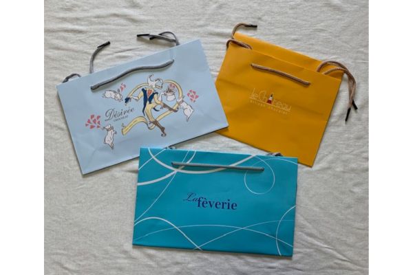 ダスカコレクション　デジレー・ラフェヴァリ・ルシャトーの紙袋